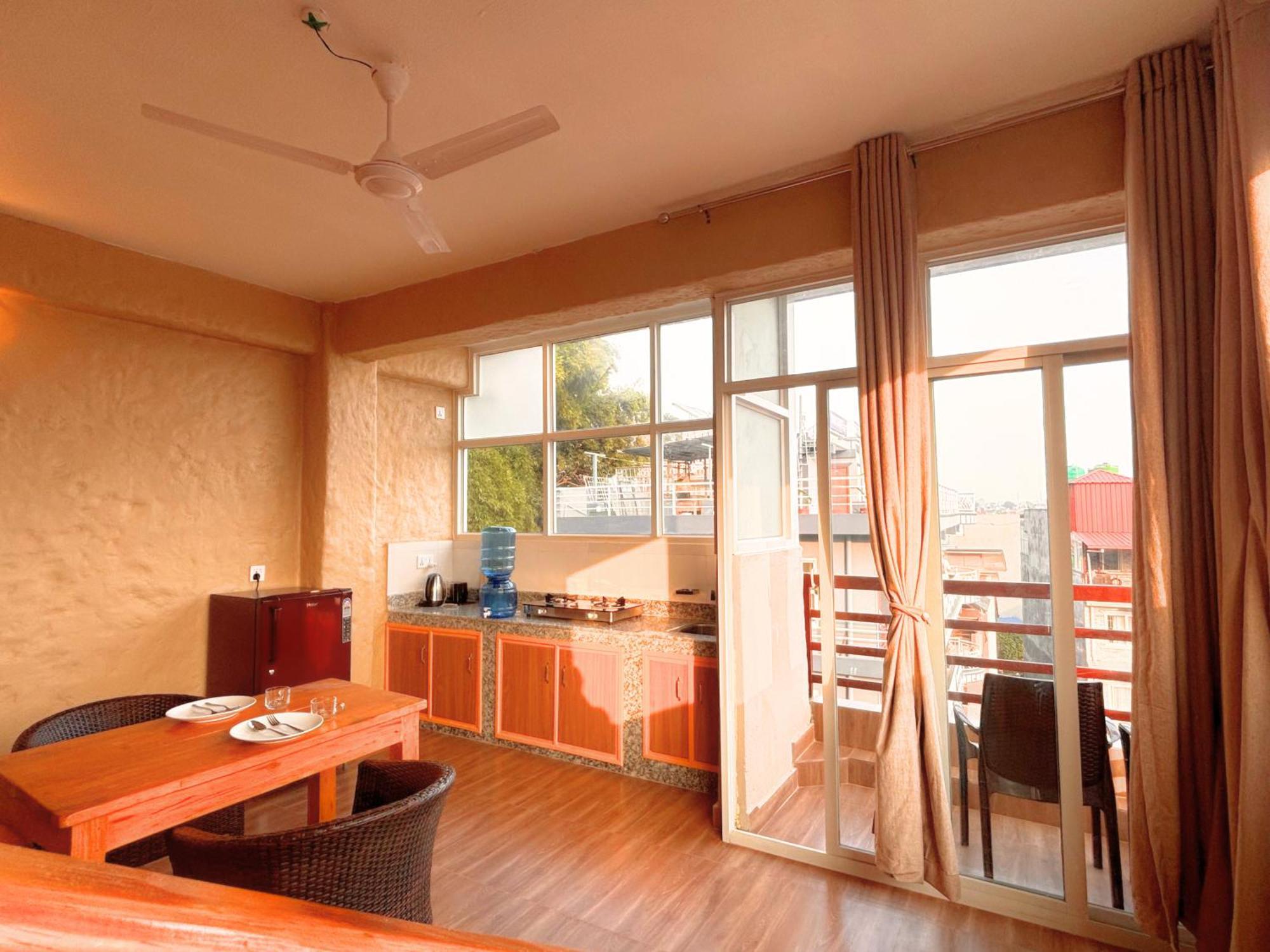 Nishan Apartments -Lakeside Pokhara Exteriör bild