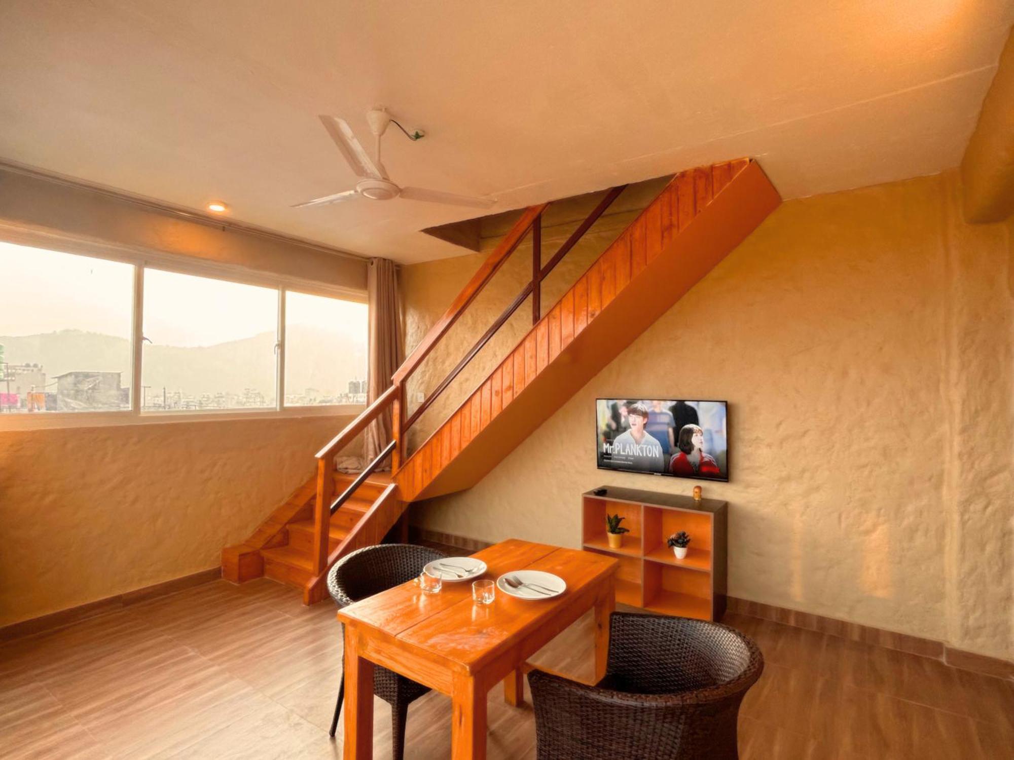 Nishan Apartments -Lakeside Pokhara Exteriör bild